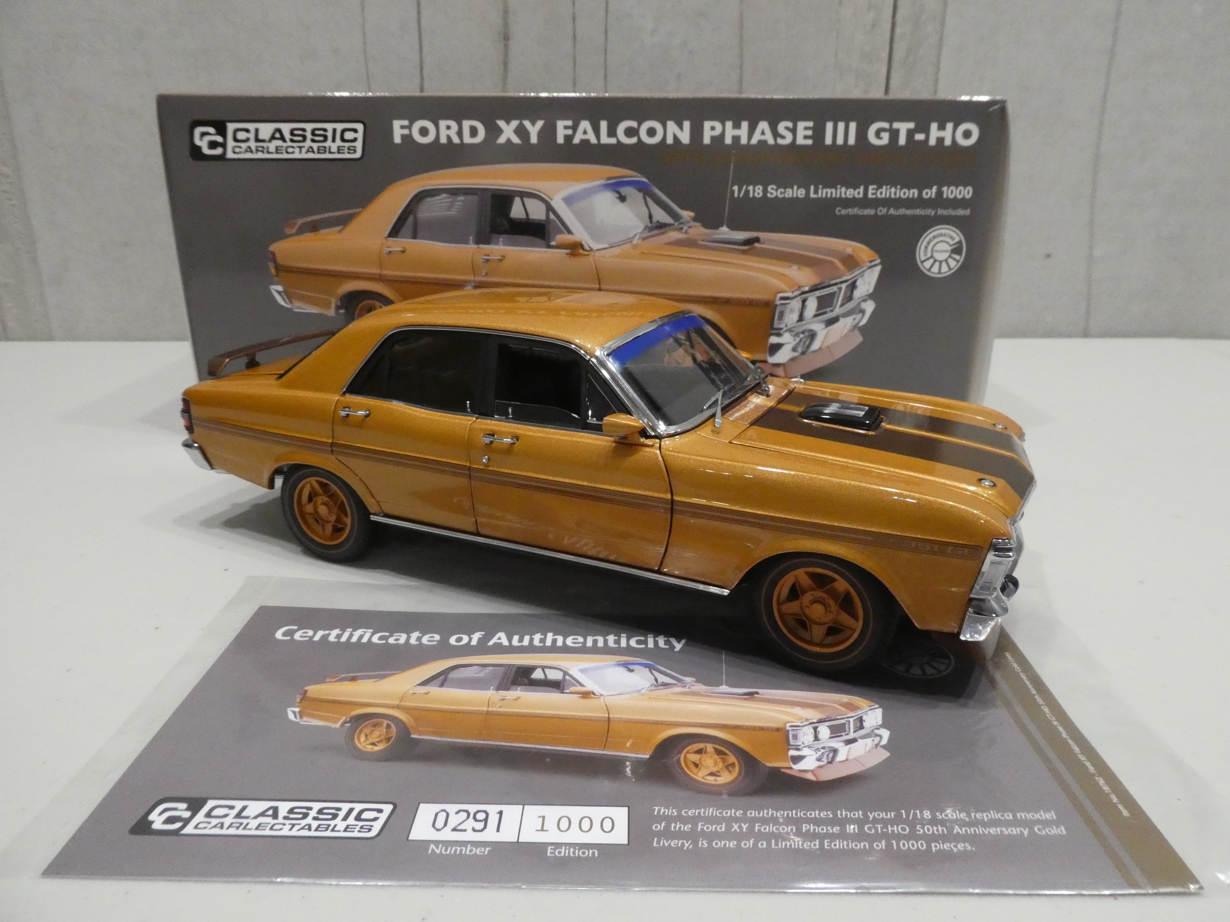 FORD XY FALCON PHASE III GT-HO GOLD LIVERY 1:18 DIECAST MODEL - RRP $2