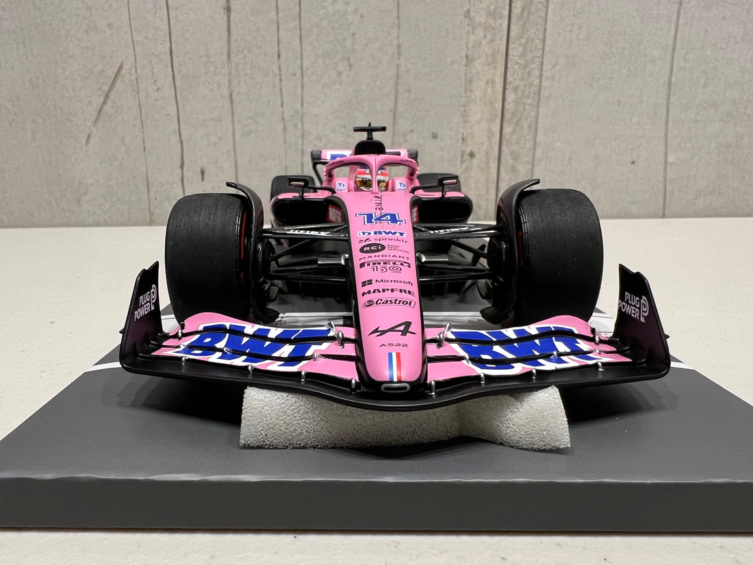 Voiture Miniature de Collection - SOLIDO 1/18 - ALPINE A522 - Bahrein GP 2022 - Pink Voiture Miniature de Collection - SOLIDO 1/18 - ALPINE A522 - Bahrein GP 2022 - Pink
