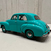 1948 GREEN FX HOLDEN SEDAN - 1:24 SCALE DIECAST MODEL - DDA