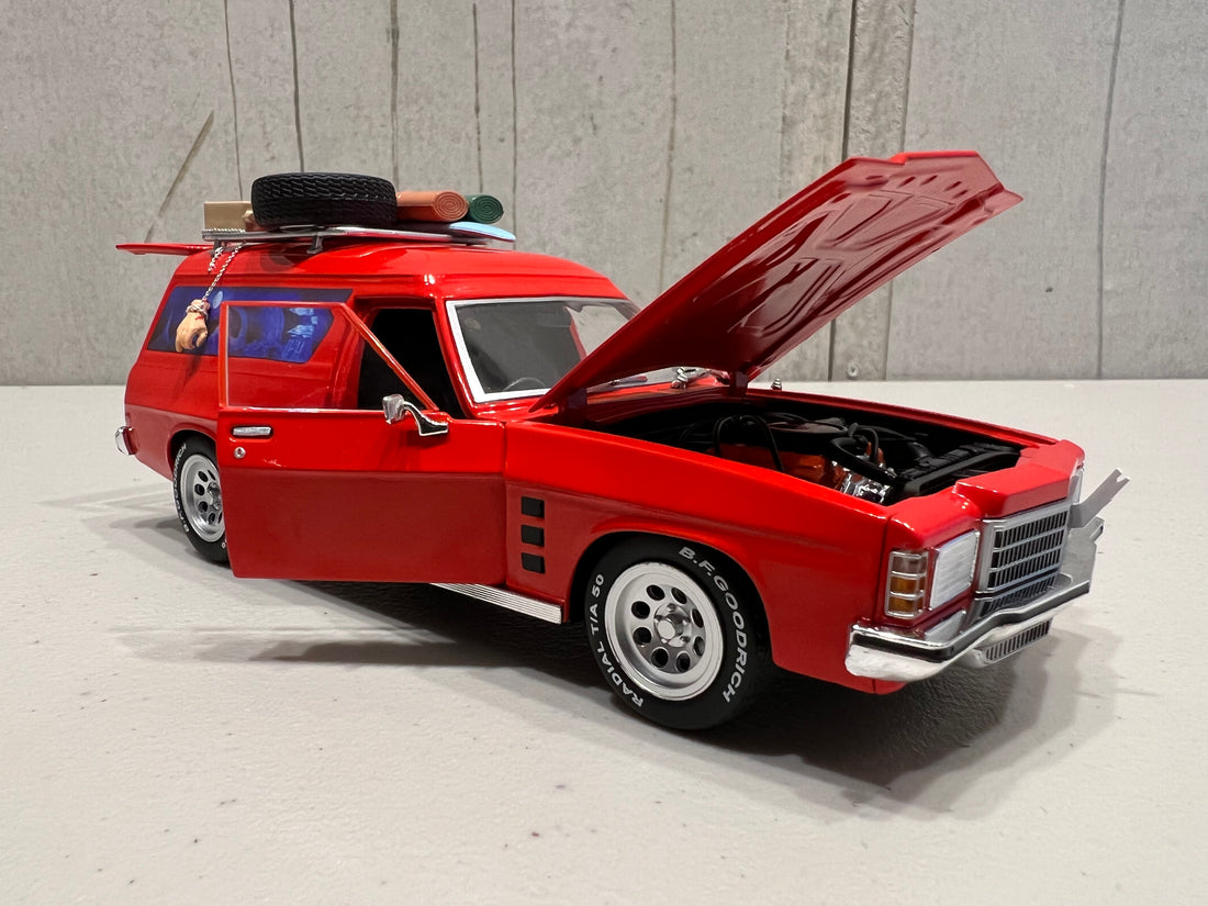 Max's 1975 HJ Holden Sandman Panel Van 1:24 Scale Diecast - DDA