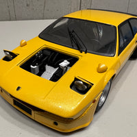 Lamborghini Urraco Rally - Yellow Pearl - 1:18 Scale Diecast Model Car - Kyosho