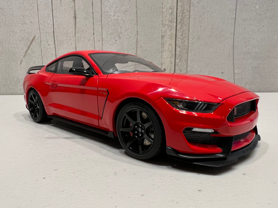 FORD SHELBY GT-350R (RACE RED) 1:18 SCALE - AUTOART