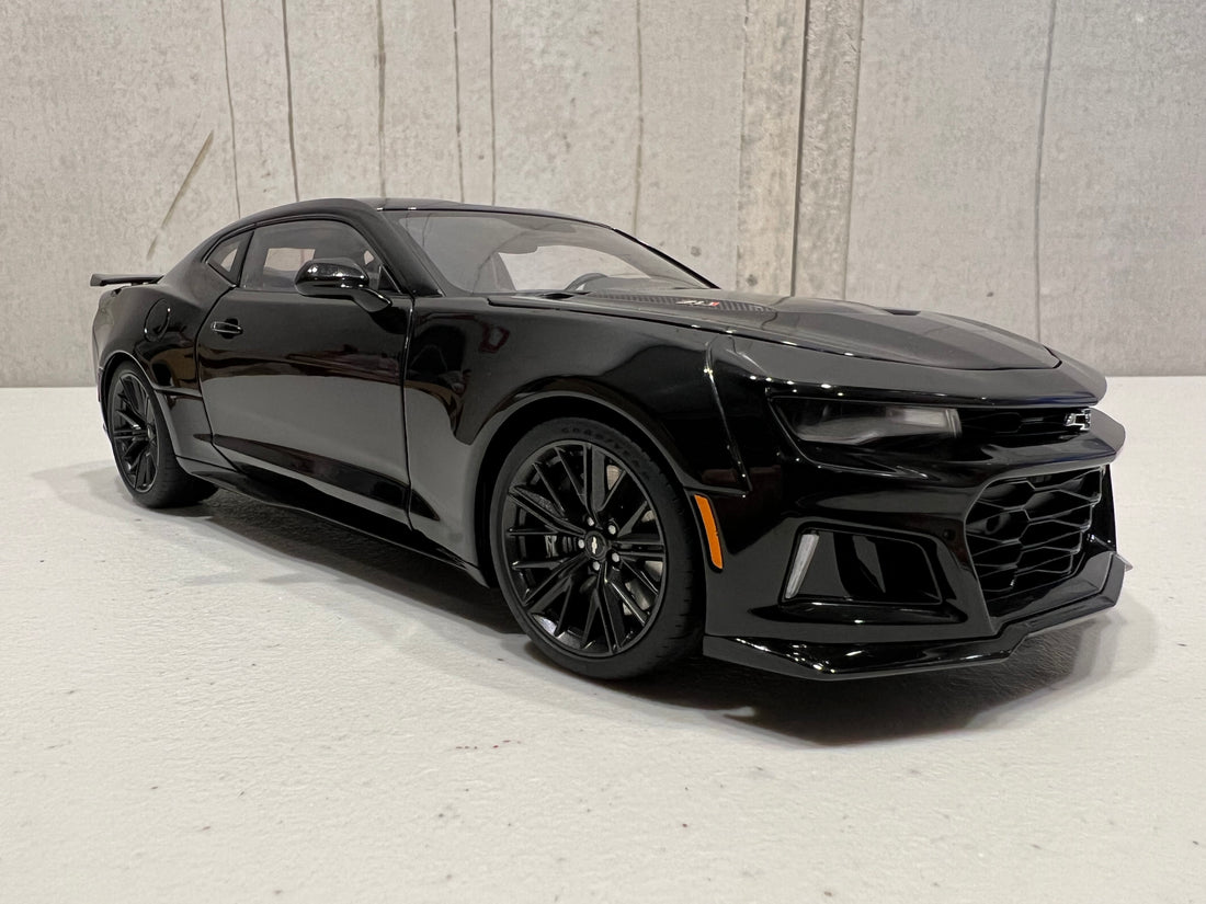 CHEVROLET CAMARO ZL1 2017 (BLACK) - 1:18 SCALE COMPOSITE MODEL - AUTOART