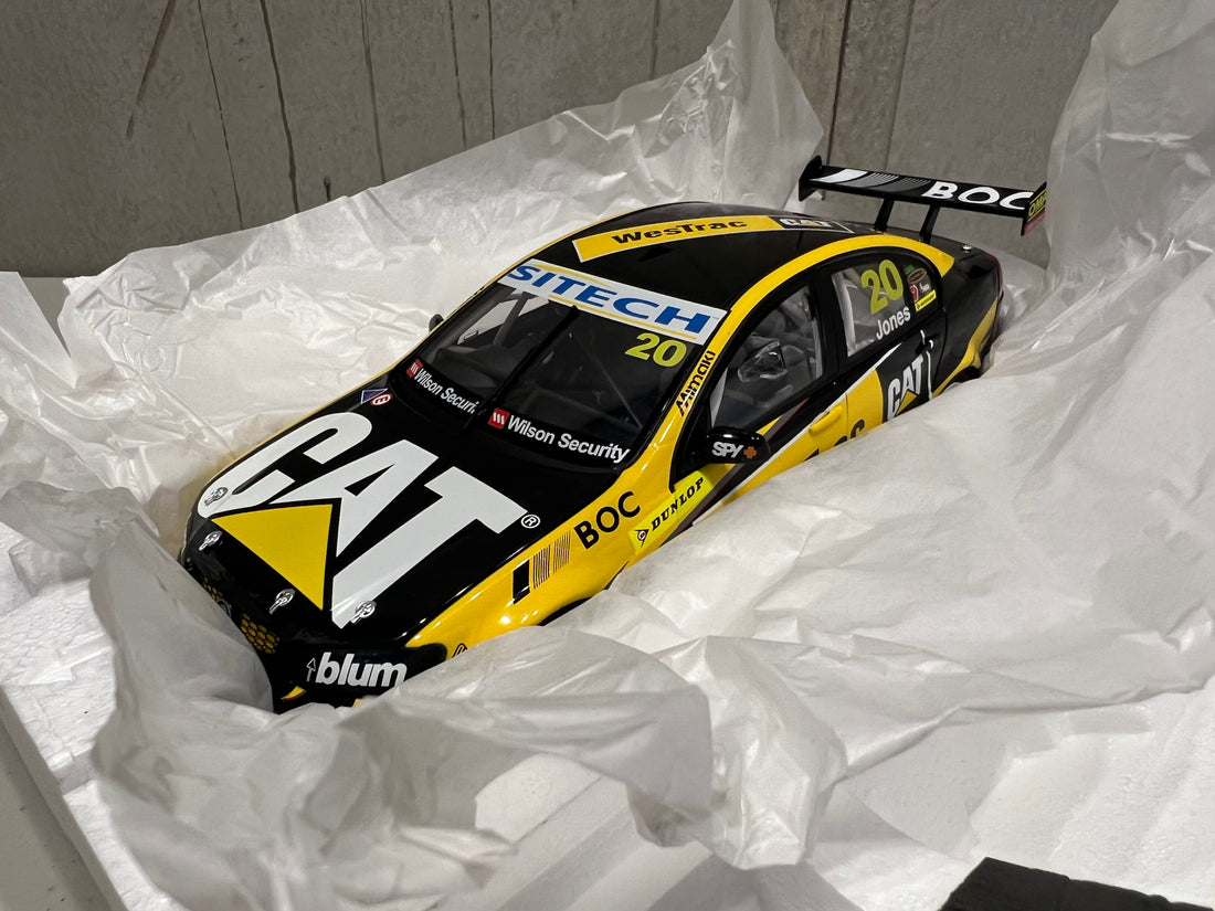 ANDREW JONES - 2012 WESTRAC HOLDEN VEII COMMODORE - DUNLOP SERIES - 1:18 SCALE DIECAST MODEL - BIANTE