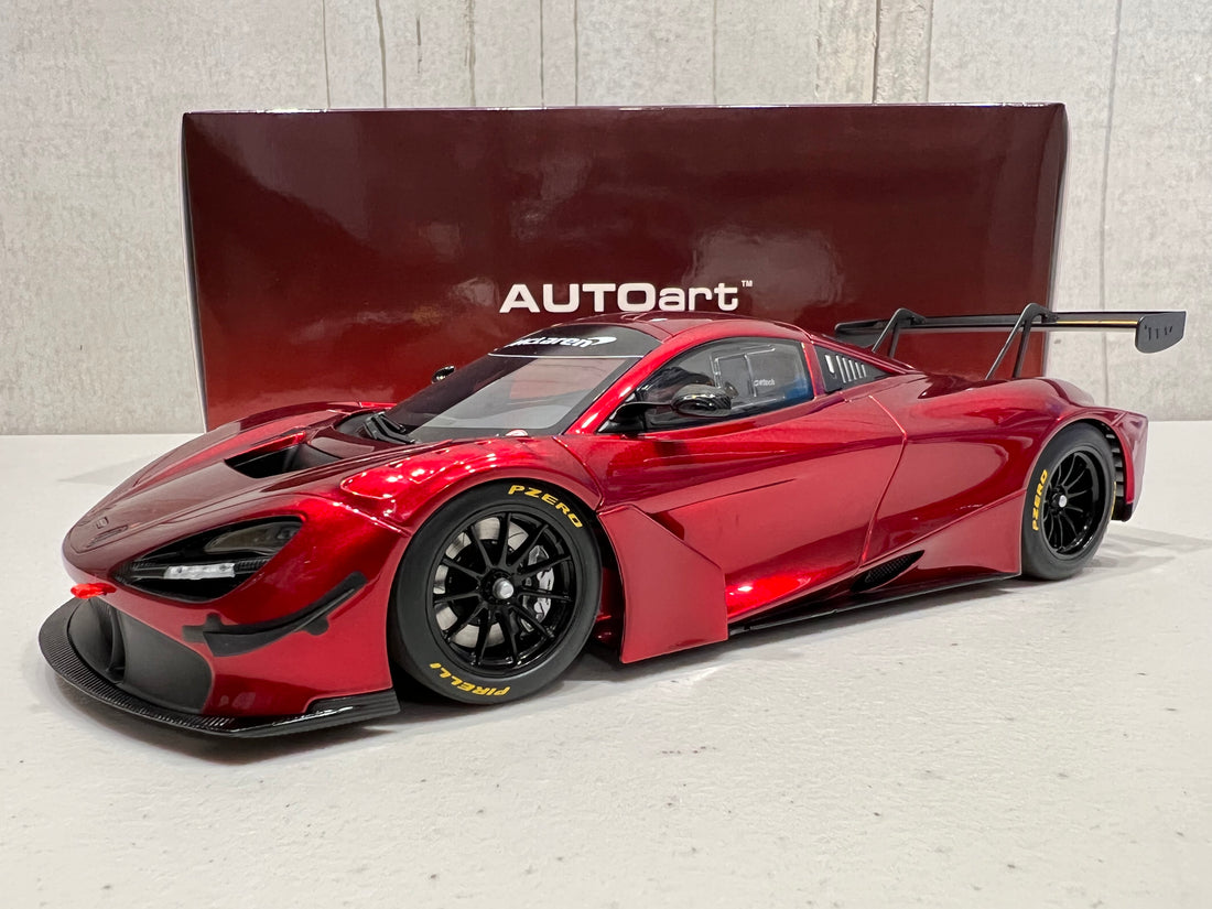 McLAREN 720S GT3 (VOLCANO RED) - 1:18 SEALED BODY - AUTOART