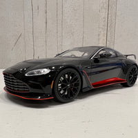 Aston Martin V12 Vantage Jet Black - 1:18 Scale Resin Model Car - TOPSPEED