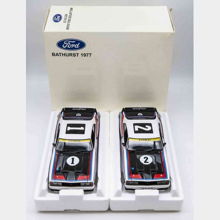 1977 BATHURST WINNER #1 & #2 FINISH - TWIN SET - FORD XC FALCON - WINNERS PLAQUE - 1:18 SCALE DIECAST MODELS - BIANTE