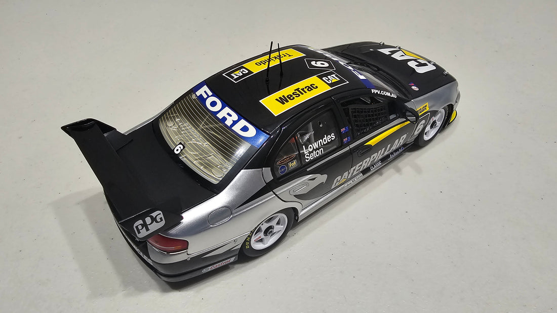 CRAIG LOWNDES - GLENN SETON'S YEAR 2003 FPR BA RACING FALCON - 1:18 DIECAST MODEL - CLASSIC CARLECTABLES