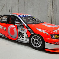 2007 BATHURST WINNER - CRAIG LOWNDES/JAMIE WHINCUP - 1:18 SCALE DIECAST MODEL - CLASSIC CARLECTABLES