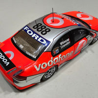 2007 BATHURST WINNER - CRAIG LOWNDES/JAMIE WHINCUP - 1:18 SCALE DIECAST MODEL - CLASSIC CARLECTABLES