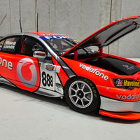 2007 BATHURST WINNER - CRAIG LOWNDES/JAMIE WHINCUP - 1:18 SCALE DIECAST MODEL - CLASSIC CARLECTABLES