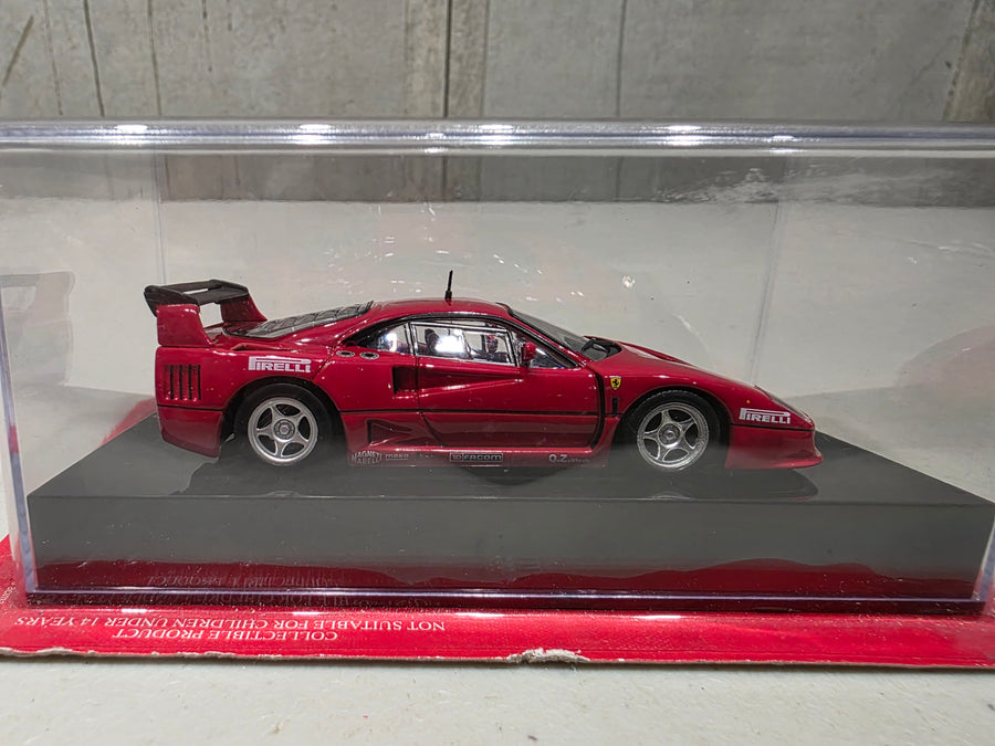 FERRARI F40 RACING - 1:43 SCALE DIECAST MODEL