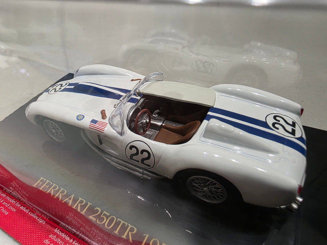 FERRARI 250TR 1958 - 1:43 SCALE DIECAST MODEL