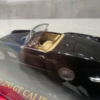 FERRARI 250 GT CALIFORNIA - 1:43 SCALE DIECAST MODEL