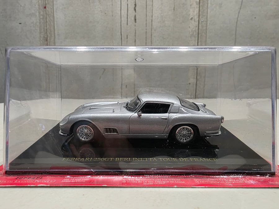 FERRARI 250GT BERLINETTA TOUR FRANCE - 1:43 SCALE DIECAST MODEL