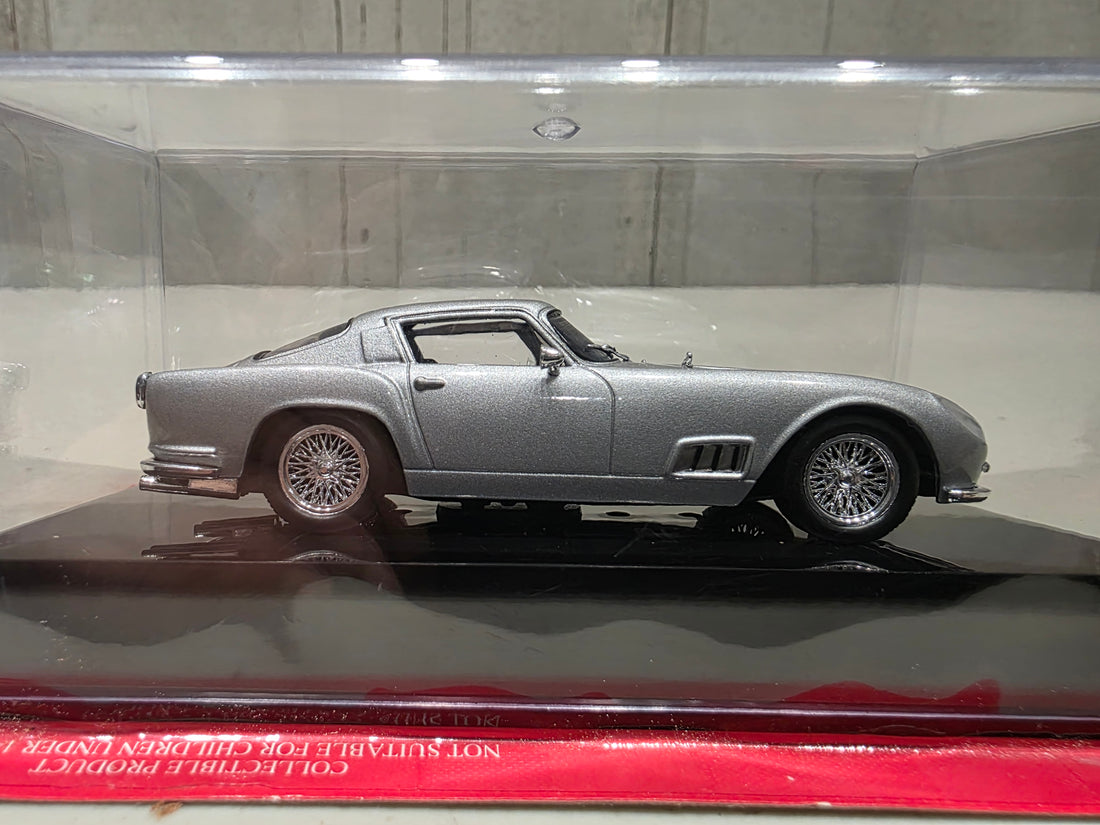 FERRARI 250GT BERLINETTA TOUR FRANCE - 1:43 SCALE DIECAST MODEL