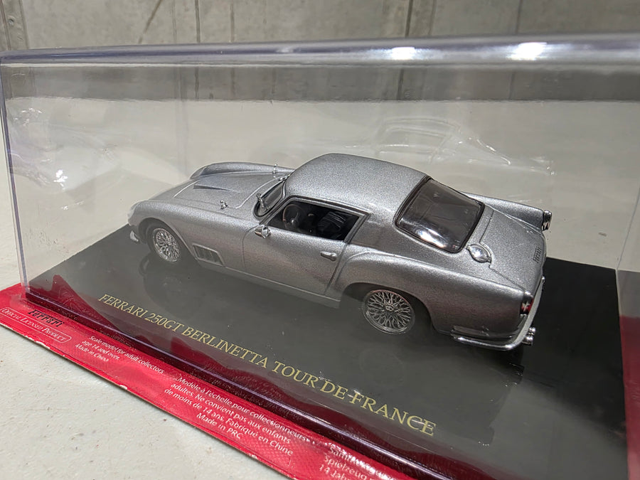 FERRARI 250GT BERLINETTA TOUR FRANCE - 1:43 SCALE DIECAST MODEL