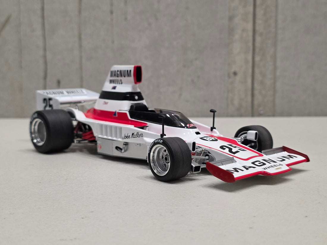 1979 Wanneroo Australian Grand Prix Winner - Lola T332 - 1:18 Scale Diecast Model - Classic Carlectables