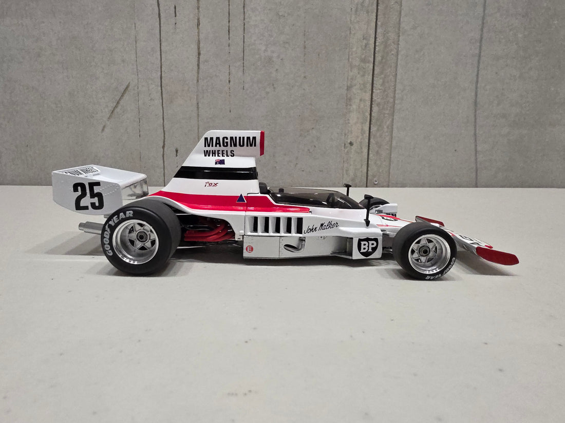 1979 Wanneroo Australian Grand Prix Winner - Lola T332 - 1:18 Scale Diecast Model - Classic Carlectables