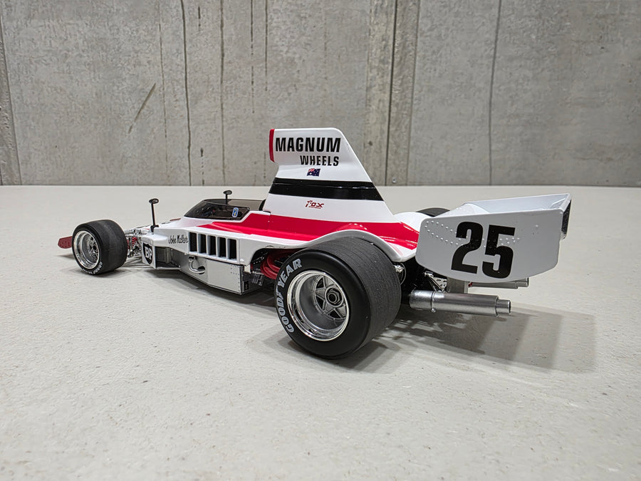 1979 Wanneroo Australian Grand Prix Winner - Lola T332 - 1:18 Scale Diecast Model - Classic Carlectables
