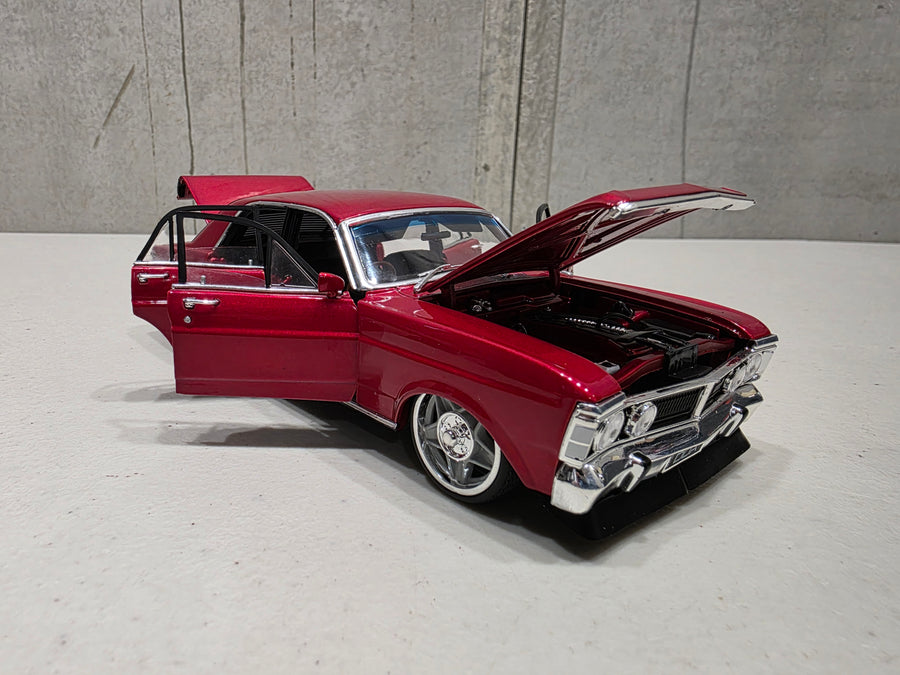 XY Ford Falcon - Candy Red - 1:24 Scale Diecast Model - DDA
