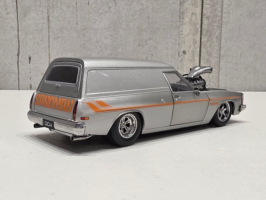 BLOWN HOLDEN HZ SANDMAN PANELVAN - SILVER 1:24 SCALE DIECAST MODEL - DDA