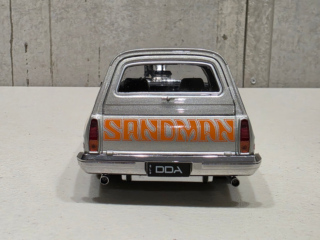 BLOWN HOLDEN HZ SANDMAN PANELVAN - SILVER 1:24 SCALE DIECAST MODEL - DDA