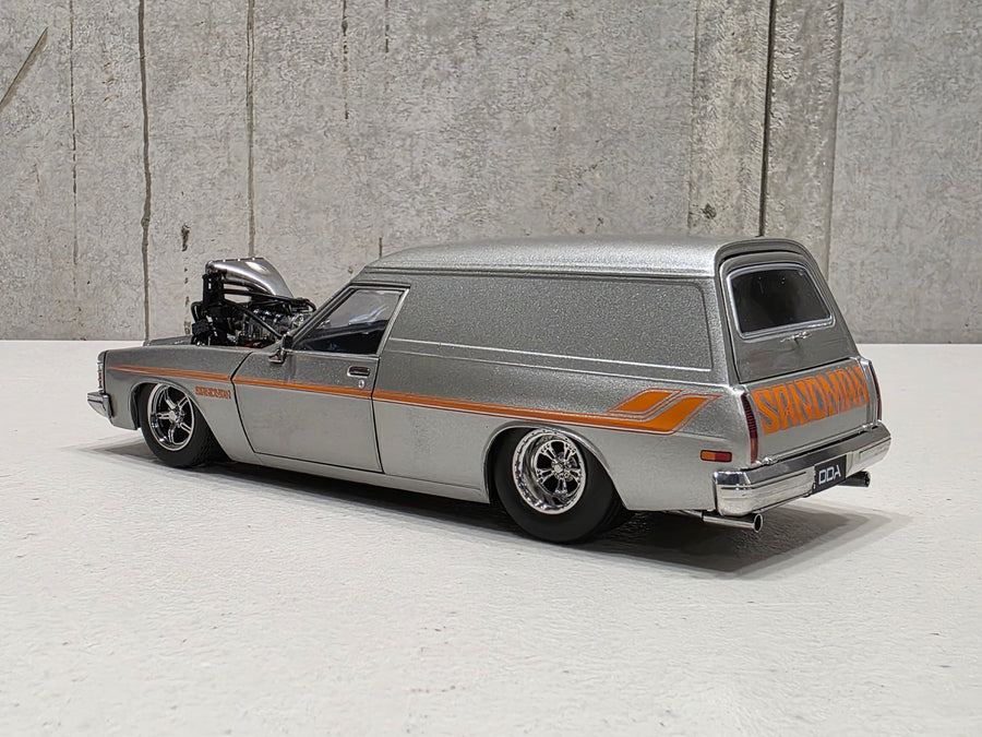 BLOWN HOLDEN HZ SANDMAN PANELVAN - SILVER 1:24 SCALE DIECAST MODEL - DDA