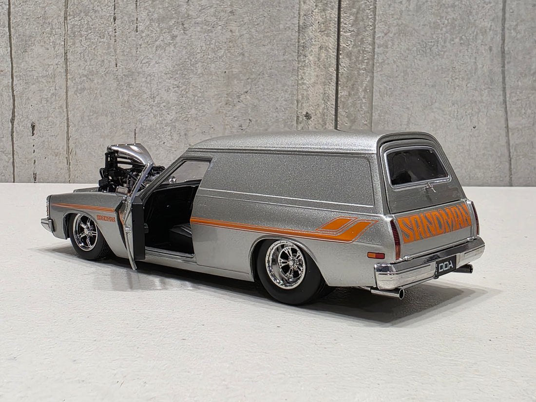 BLOWN HOLDEN HZ SANDMAN PANELVAN - SILVER 1:24 SCALE DIECAST MODEL - DDA