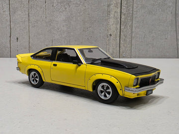 A9X TORANA 308 FACTORY CAR - YELLOW - 1:24 SCALE DIECAST MODEL - DDA