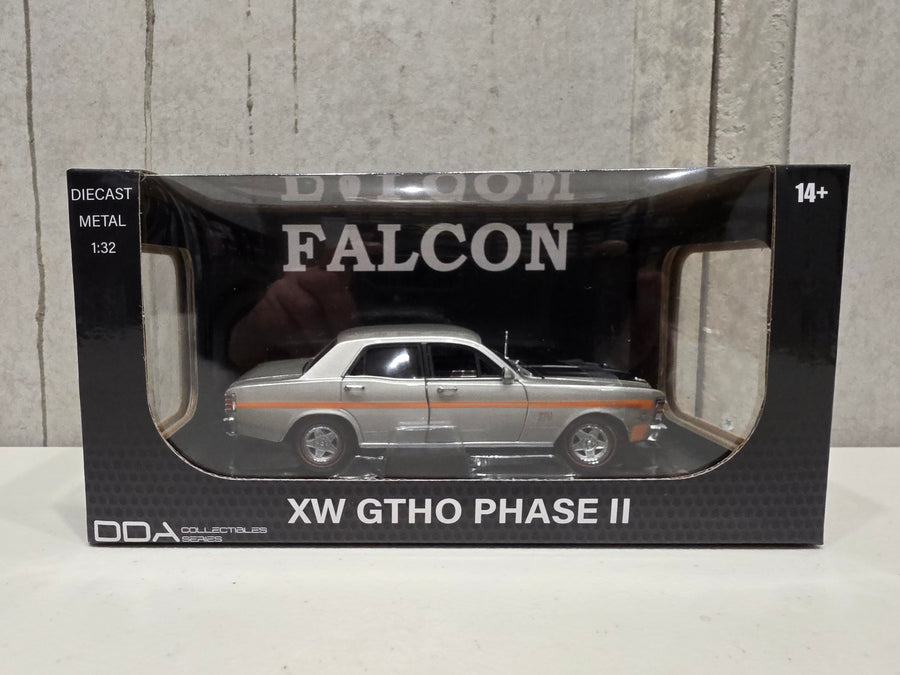 XW GTHO PHASE II - SILVER FOX- 1:32 SCALE DIECAST MODEL - DDA