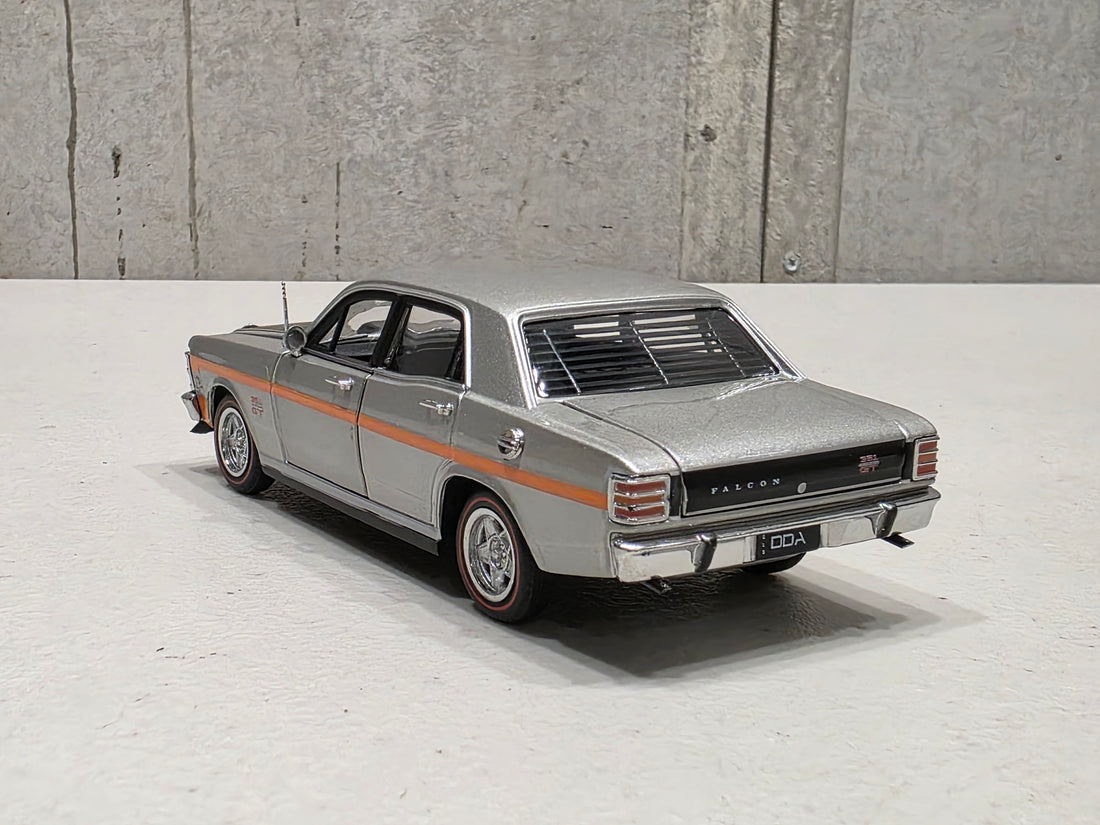 XW GTHO PHASE II - SILVER FOX- 1:32 SCALE DIECAST MODEL - DDA