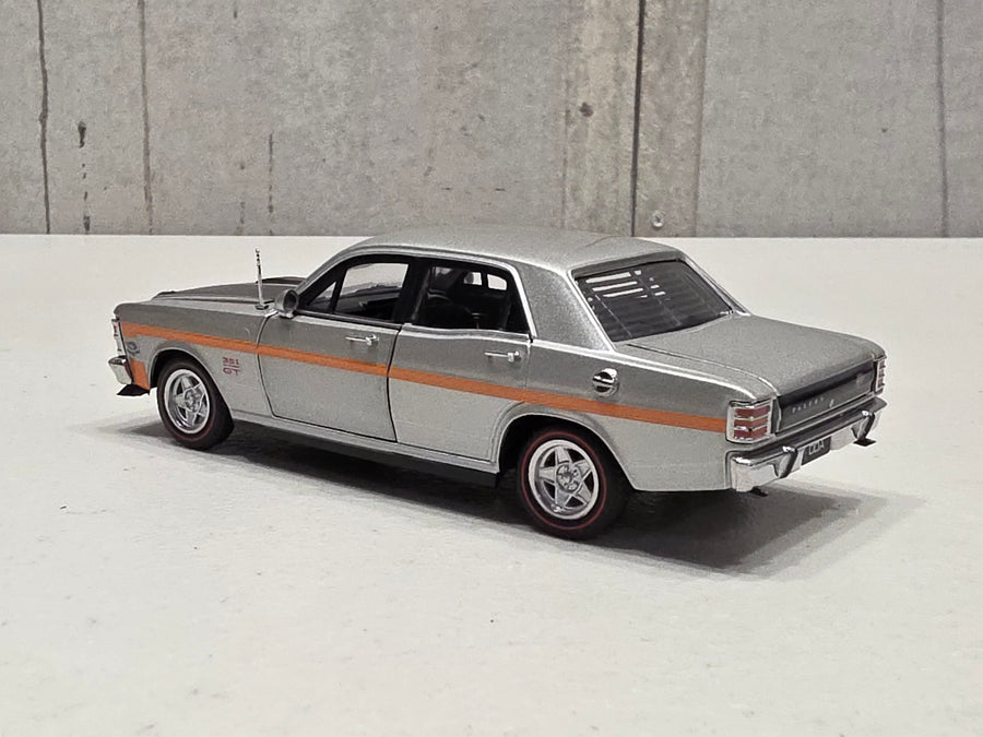 XW GTHO PHASE II - SILVER FOX- 1:32 SCALE DIECAST MODEL - DDA