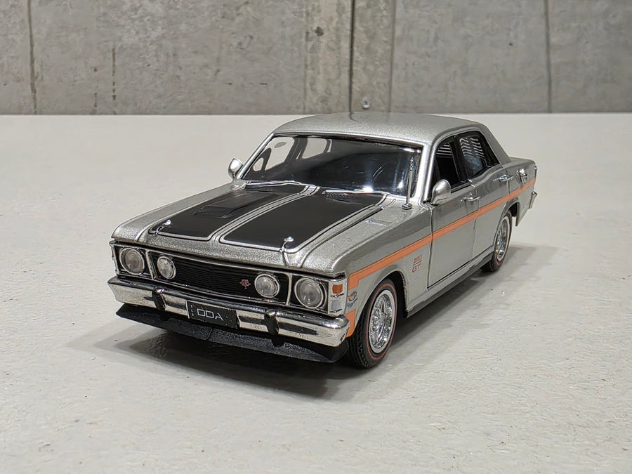 XW GTHO PHASE II - SILVER FOX- 1:32 SCALE DIECAST MODEL - DDA