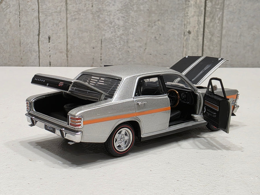 XW GTHO PHASE II - SILVER FOX- 1:32 SCALE DIECAST MODEL - DDA