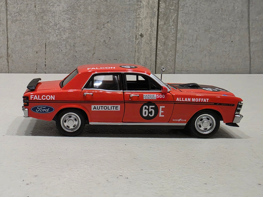 ALLAN MOFFAT - 1971 XY BATHURST WINNER - 1:32 SCALE DIECAST MODEL - DDA