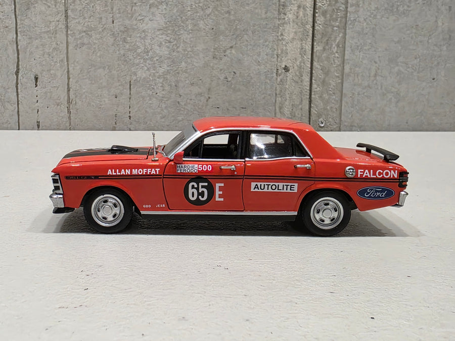 ALLAN MOFFAT - 1971 XY BATHURST WINNER - 1:32 SCALE DIECAST MODEL - DDA