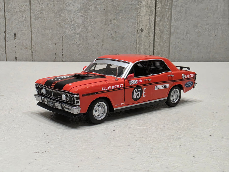 ALLAN MOFFAT - 1971 XY BATHURST WINNER - 1:32 SCALE DIECAST MODEL - DDA
