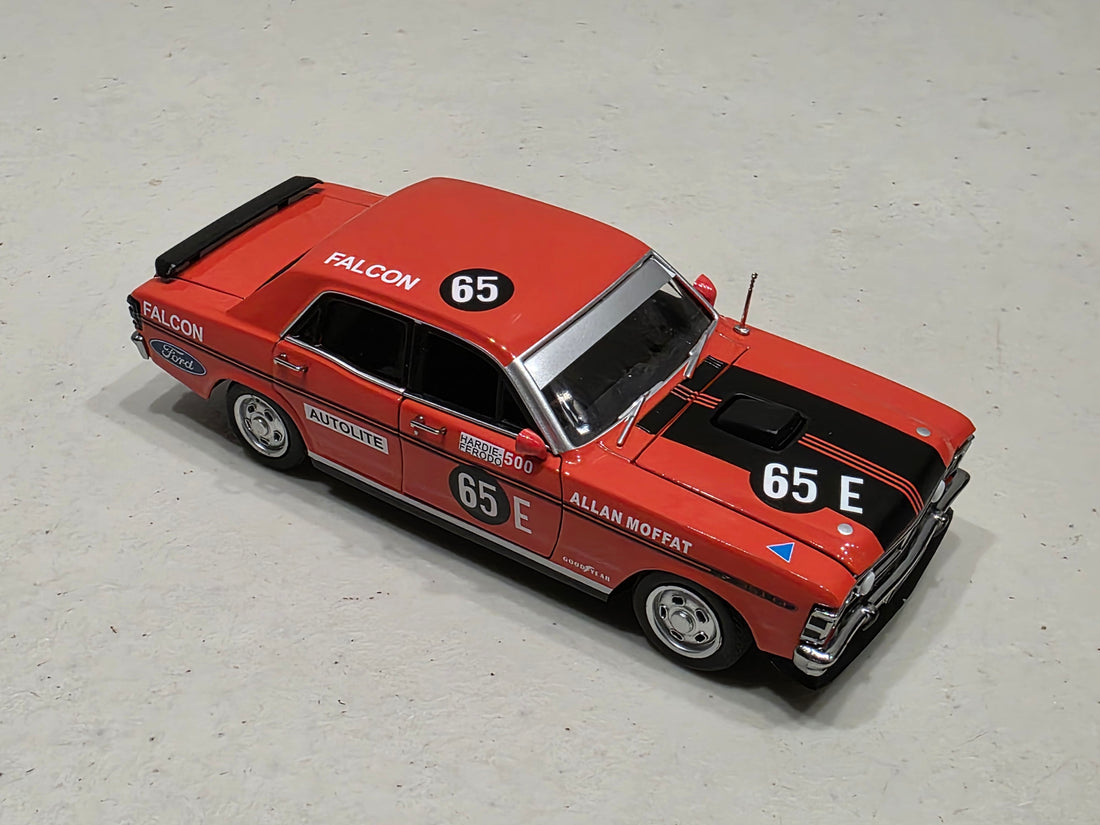 ALLAN MOFFAT - 1971 XY BATHURST WINNER - 1:32 SCALE DIECAST MODEL - DDA