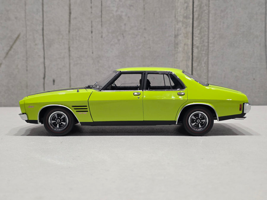 HOLDEN HQ MONARO GTS SEDAN - BARBADOS GREEN - 1:18 DIECAST MODEL
