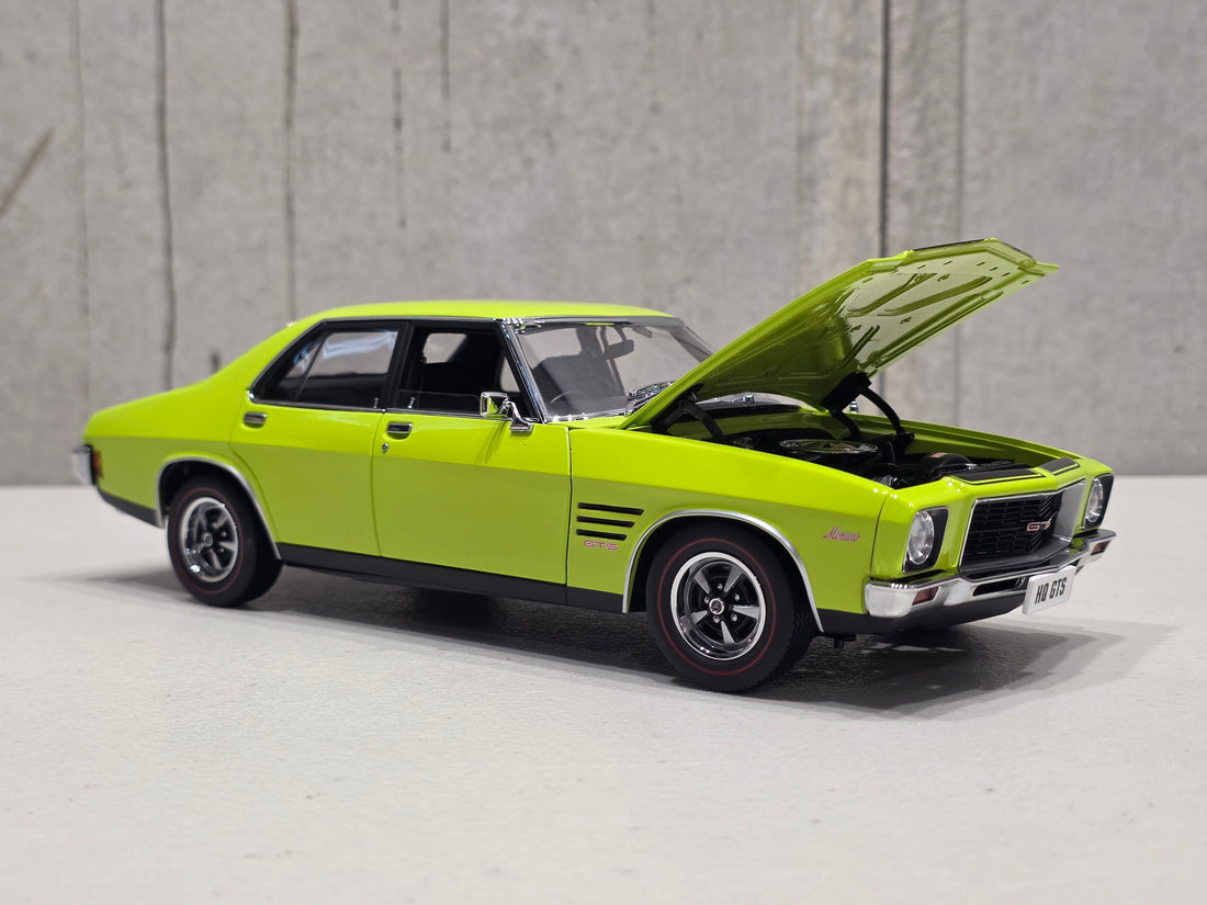 HOLDEN HQ MONARO GTS SEDAN - BARBADOS GREEN - 1:18 DIECAST MODEL