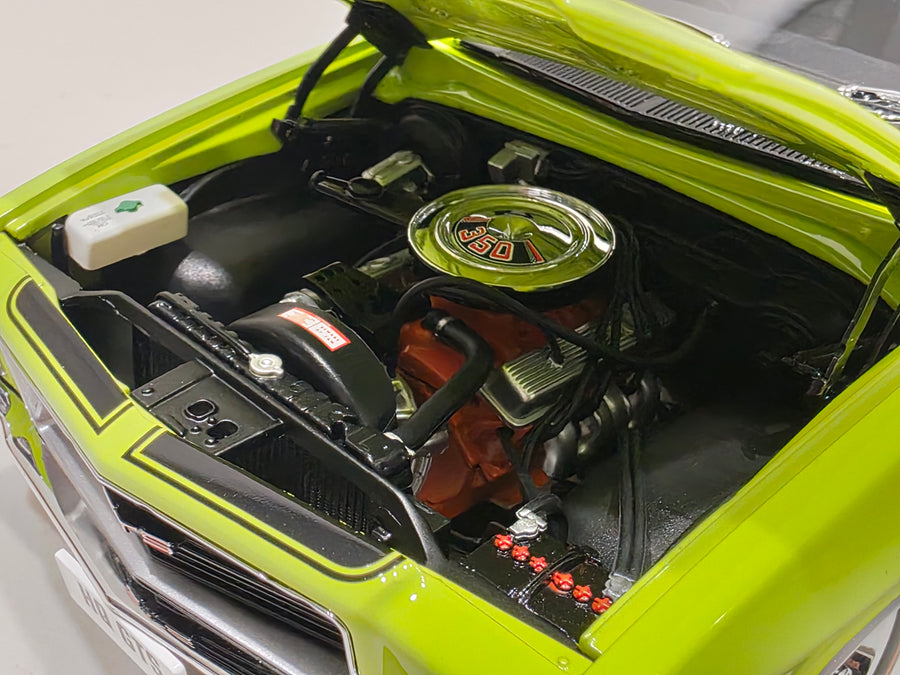 HOLDEN HQ MONARO GTS SEDAN - BARBADOS GREEN - 1:18 DIECAST MODEL