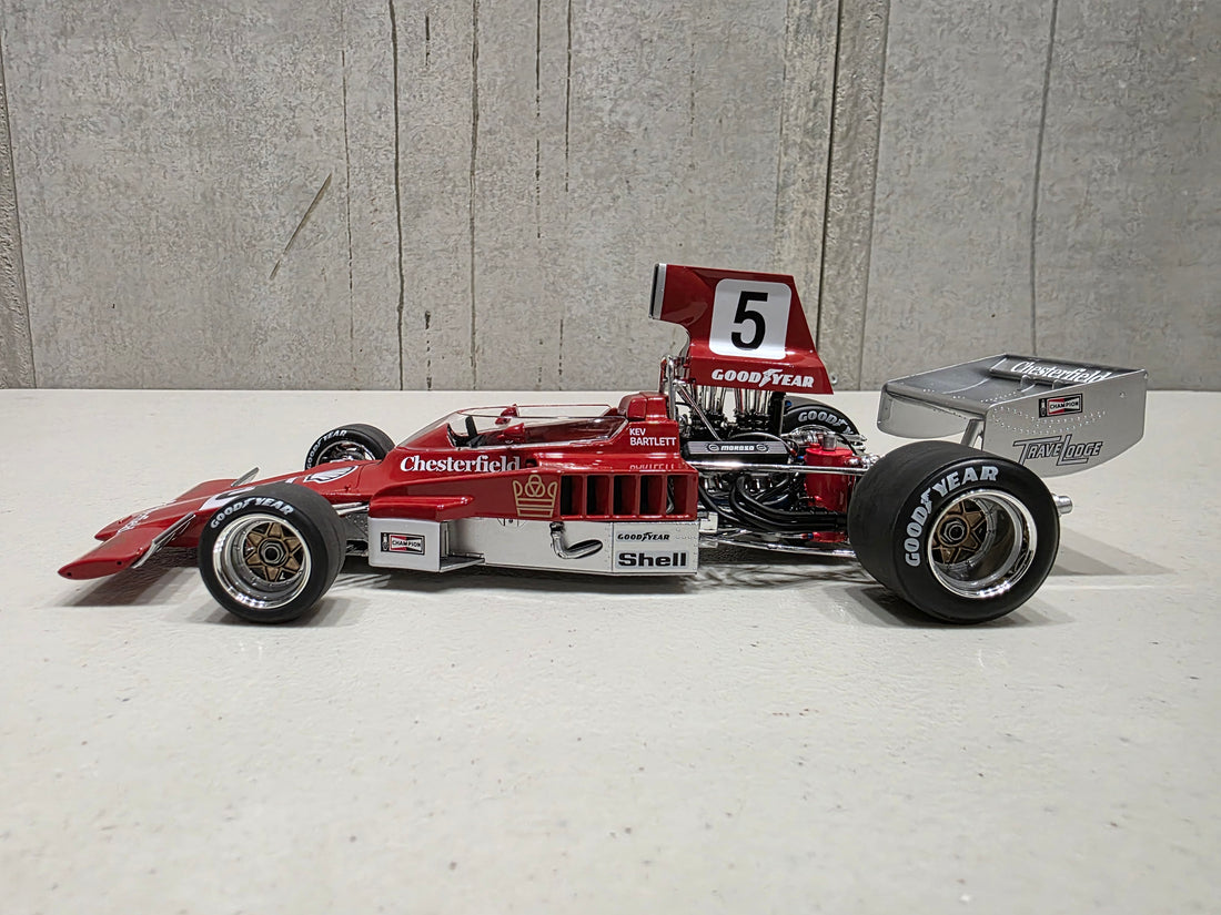 1974 Phillip Island Australian Gold Star Race Winner - Lola T332 - 1:18 Scale Diecast Model - Classic Carlectables