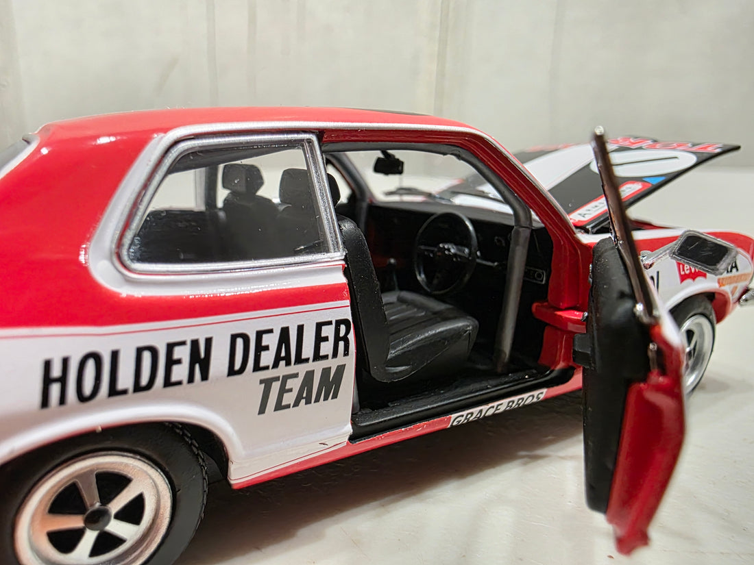 PETER BROCK #1 LJ GTR XU-1 RACING TORANA - 1:32 SCALE DIECAST MODEL - DDA