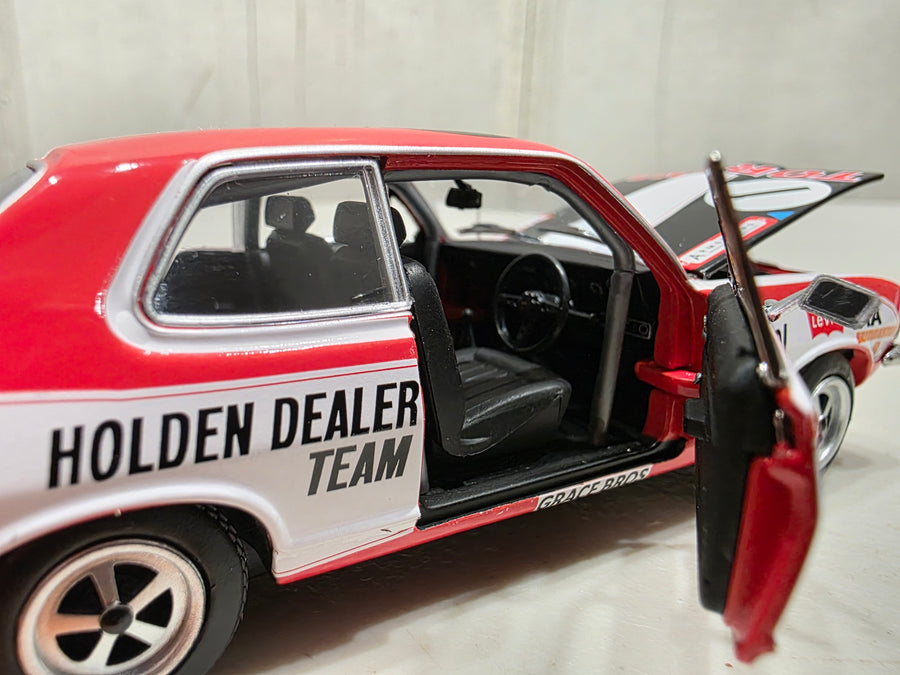 PETER BROCK #1 LJ GTR XU-1 RACING TORANA - 1:32 SCALE DIECAST MODEL - DDA