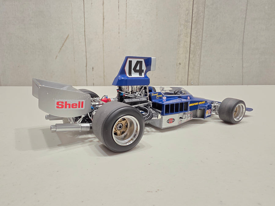 1974 Tasman Series Adelaide 3rd Place - Lola T332 - 1:18 Scale Diecast Model - Classic Carlectables