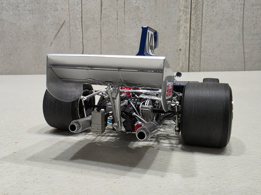 1974 Tasman Series Adelaide 3rd Place - Lola T332 - 1:18 Scale Diecast Model - Classic Carlectables