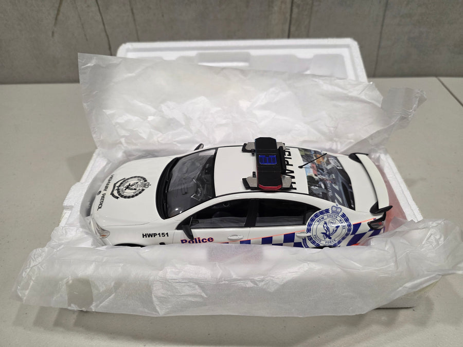 2013 VF HSV GEN-F GTS - NSW POLICE CAR - 1:18 SCALE MODEL - APEX REPLICAS