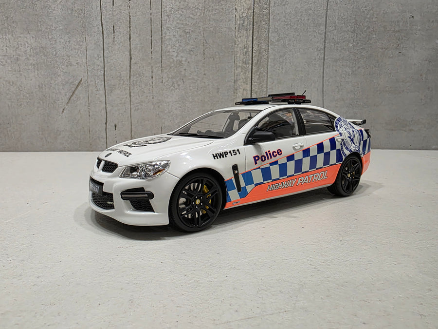 2013 VF HSV GEN-F GTS - NSW POLICE CAR - 1:18 SCALE MODEL - APEX REPLICAS