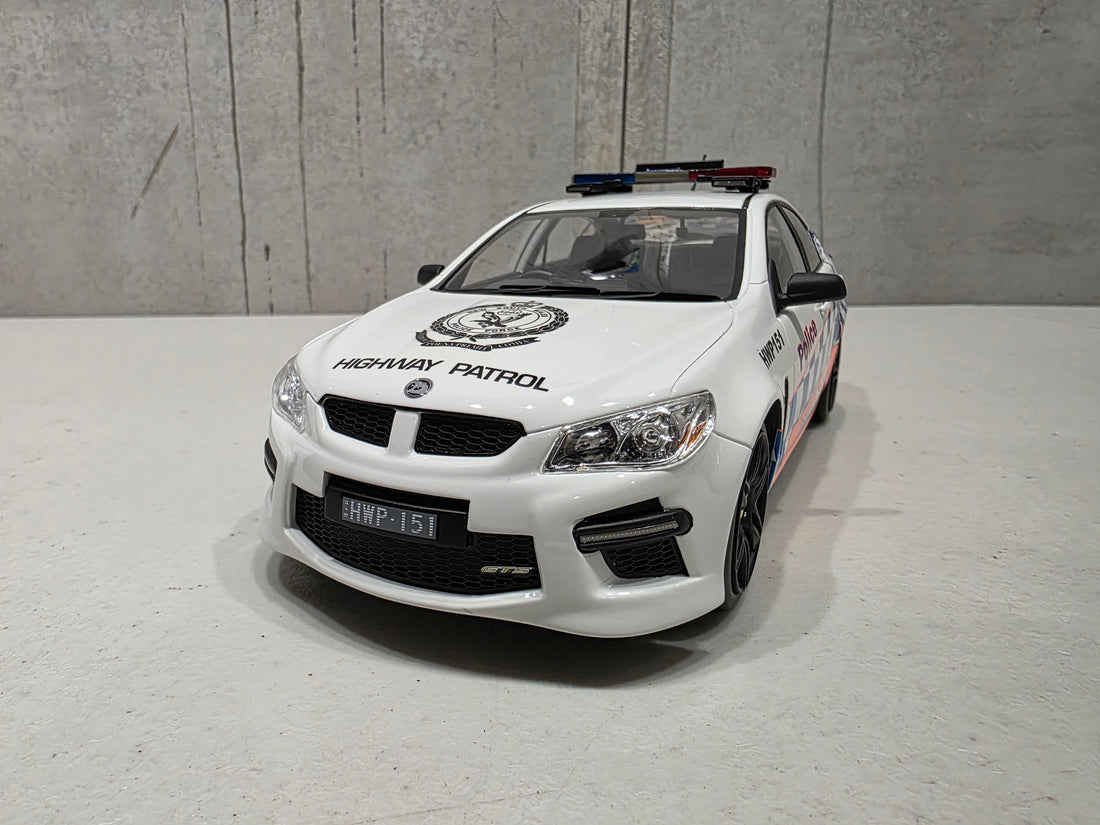 2013 VF HSV GEN-F GTS - NSW POLICE CAR - 1:18 SCALE MODEL - APEX REPLICAS